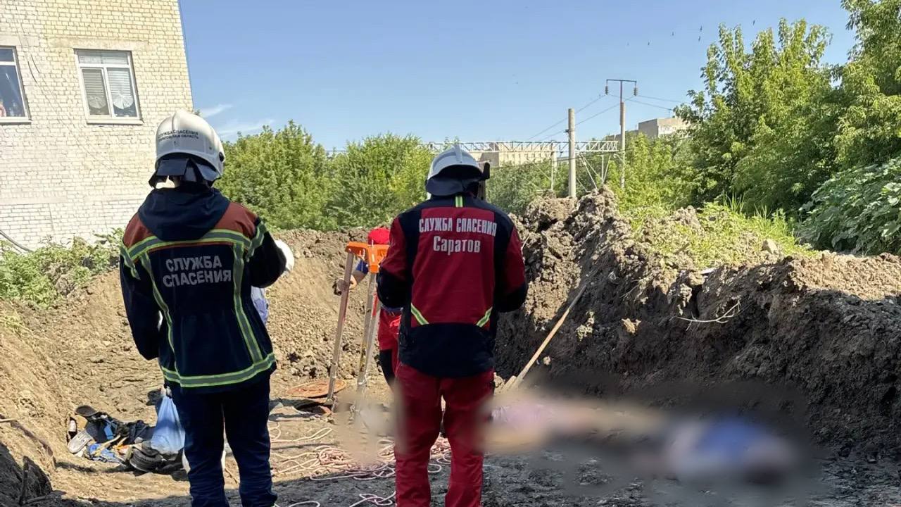 В Саратове двое мужчин погибли в колодце на Технической В Саратове двое мужчин погибли в колодце на Технической
